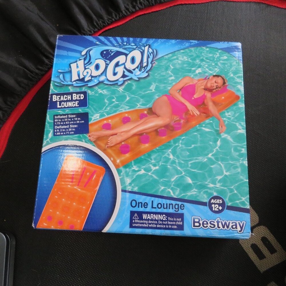 H2GO Bestway Beach‎ Bed lounge w/ built in pillow ages 12+ Brand New in a box